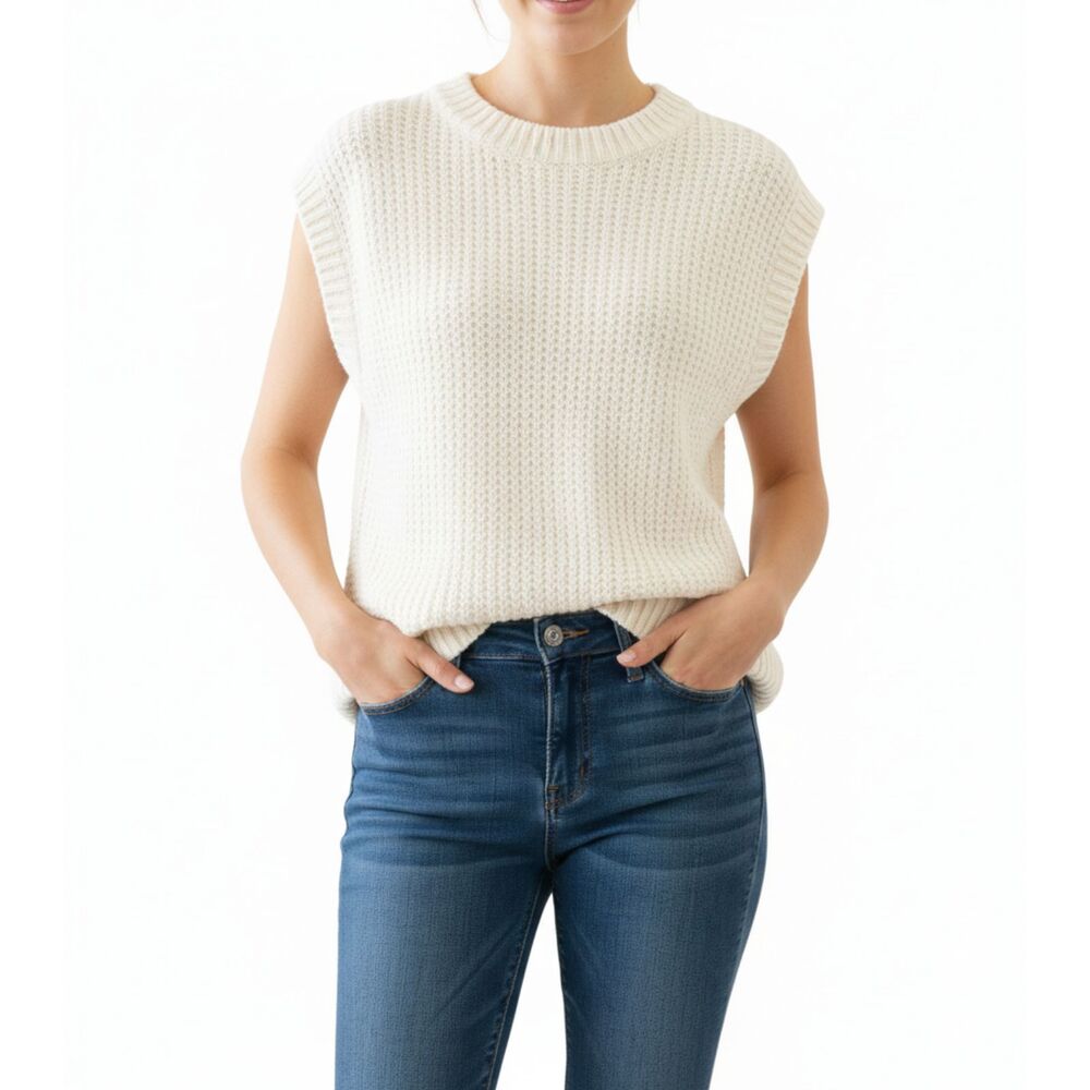 PrettyLittleThing Cream Cable Knit Sweater Vest Sleeveless Crew Neck Slouchy M